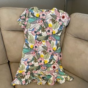 Very Unique summer dress Apt 9